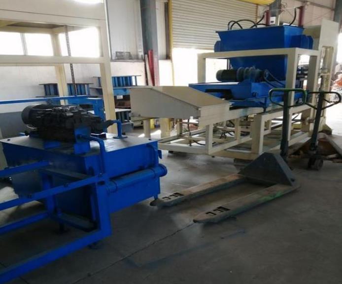 煤矸石制磚機(jī)設(shè)備和煤矸石制磚工藝