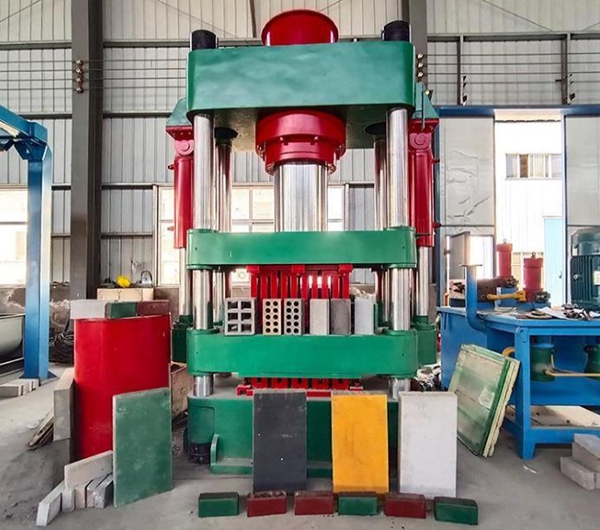 污泥制磚機(jī)